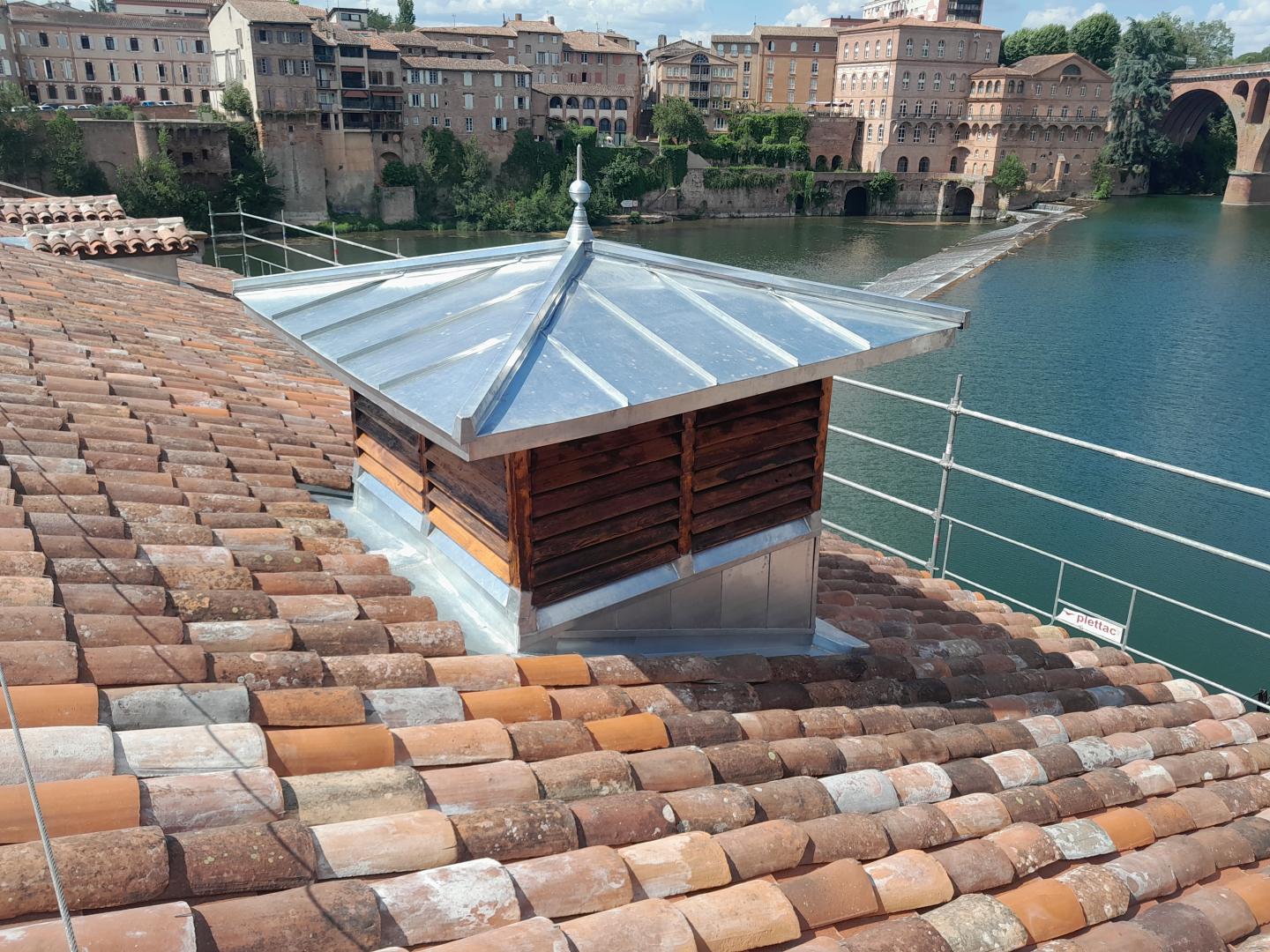 Travaux de couverture, Castres